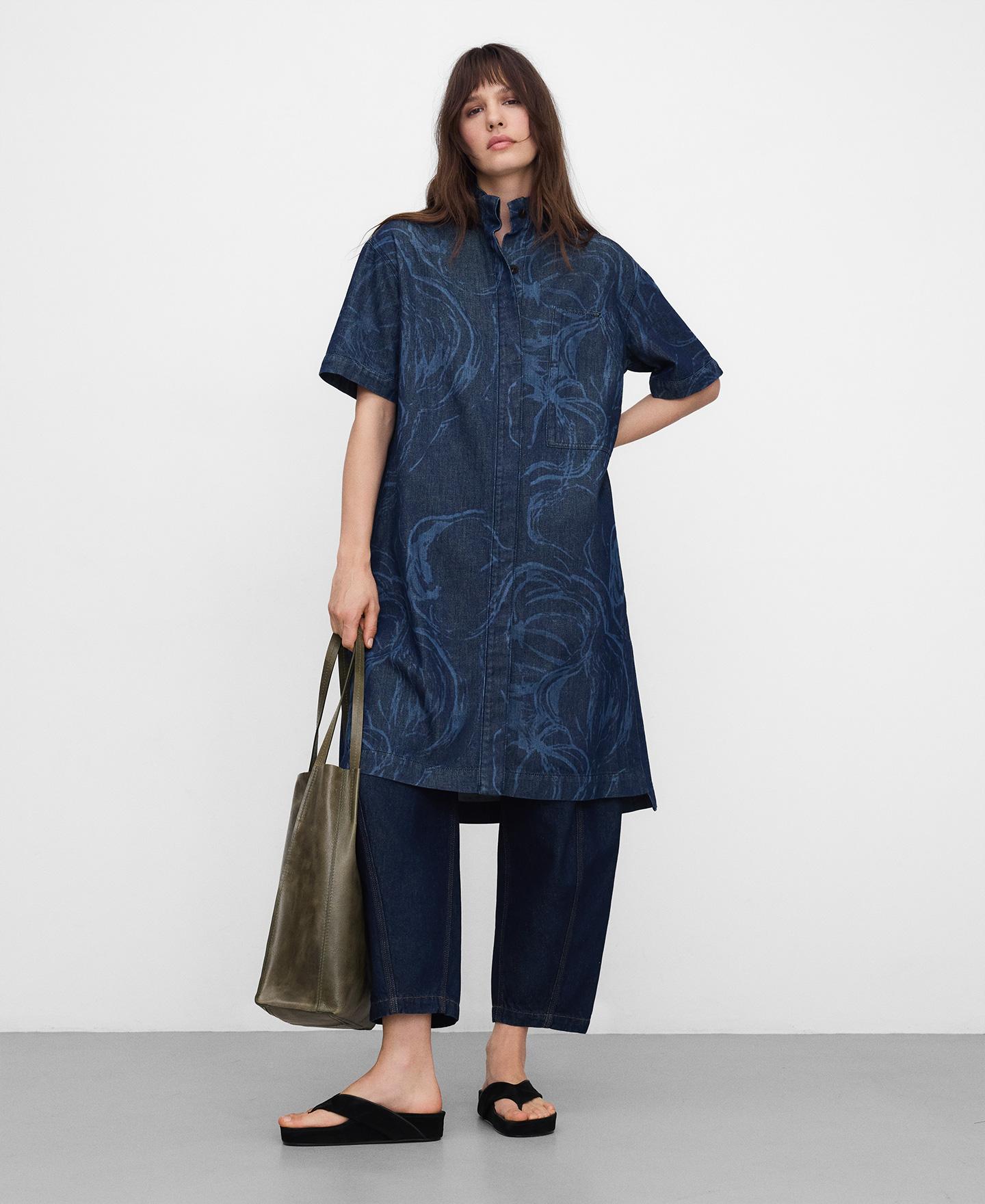 Vestido Midi Tipo Camisa em Denim Estampado Azul denim-2