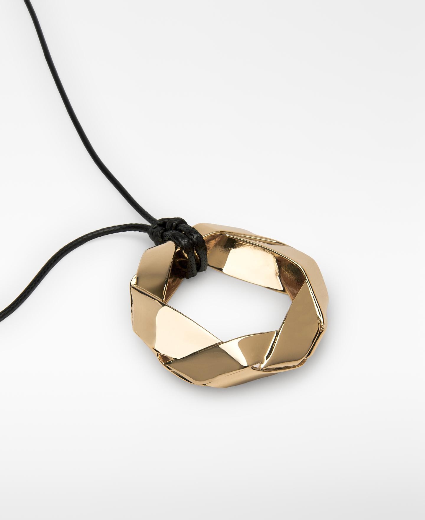 Corrente com Pendentes Metálicos Entrançados Dourado-2