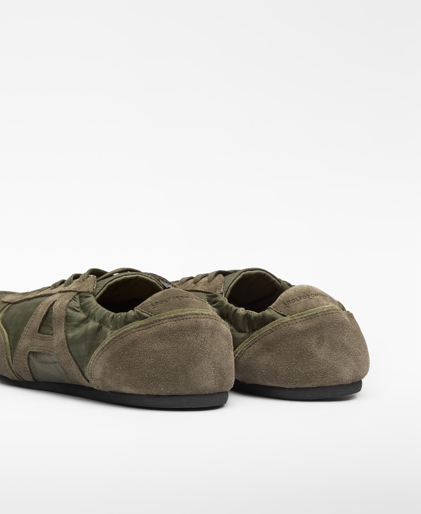 Sapatilhas Formais de Sola Fina com Maxi Logo Verde-militar-3