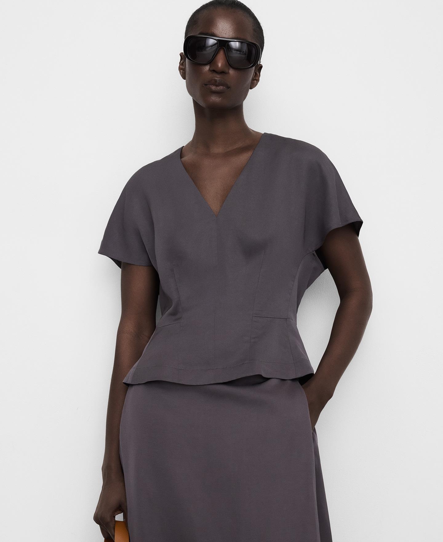 Imagem 0 de Top Semi-justo com Manga Japonesa