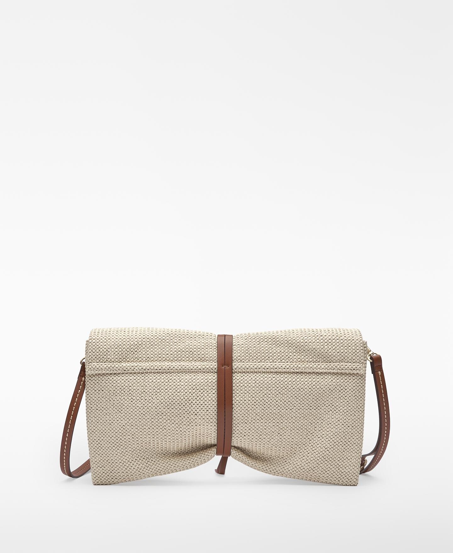 Mala de Festa Clutch com Textura de Ráfia Natural-2