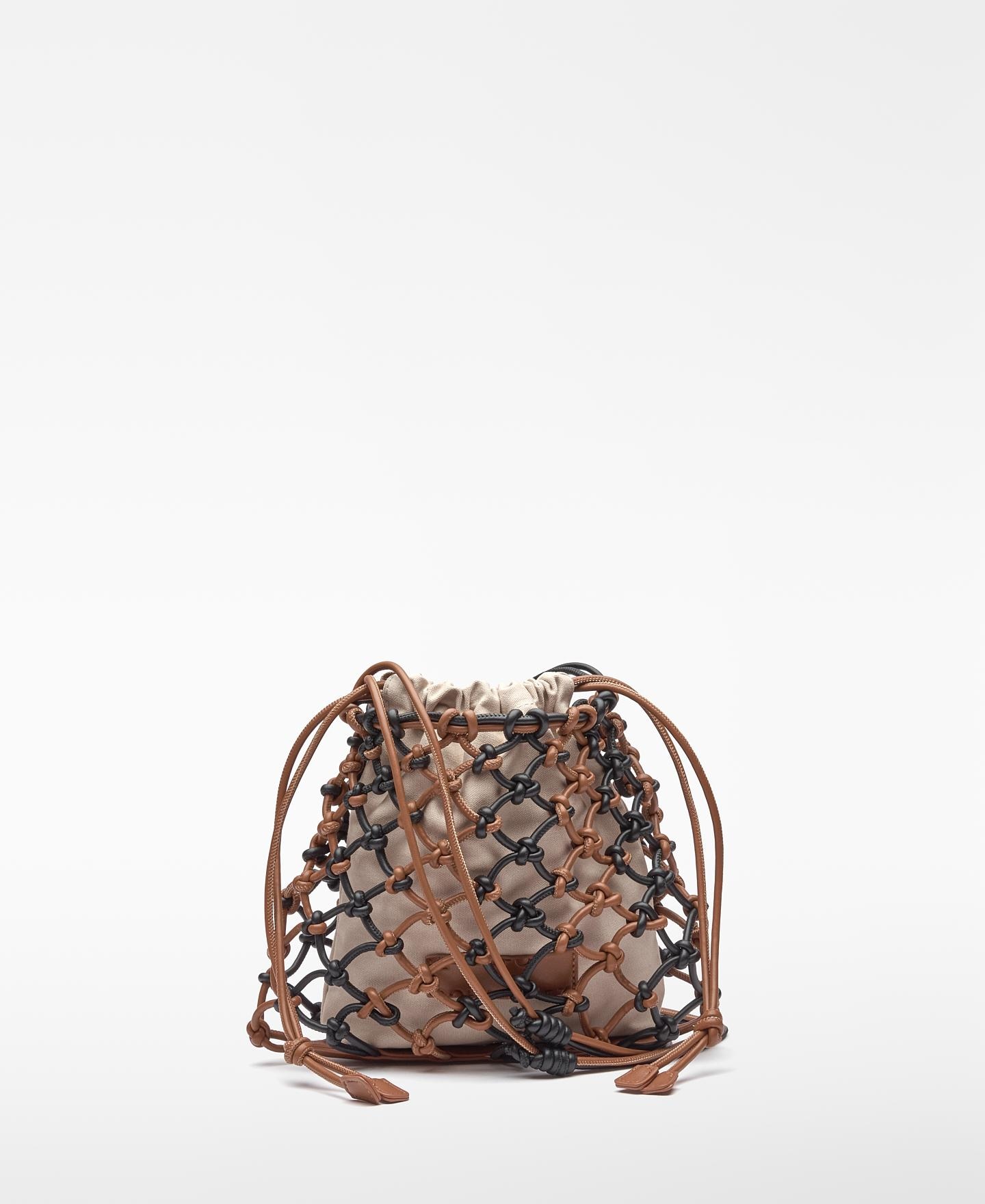 Imagem 0 de Mala a Tiracolo com Tubulares Anudados