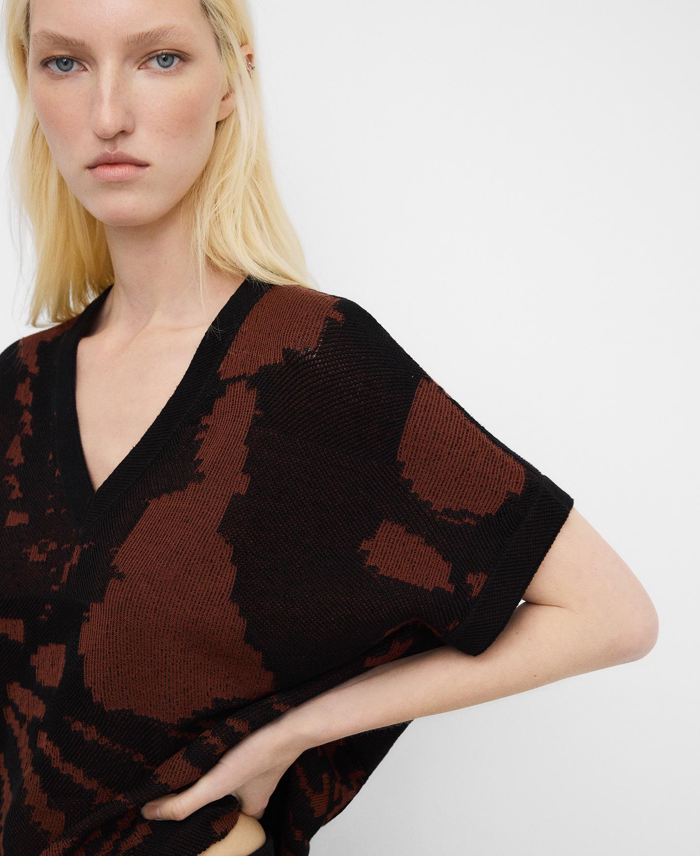 Camisola Estampada em Malha Jacquard Preto-4