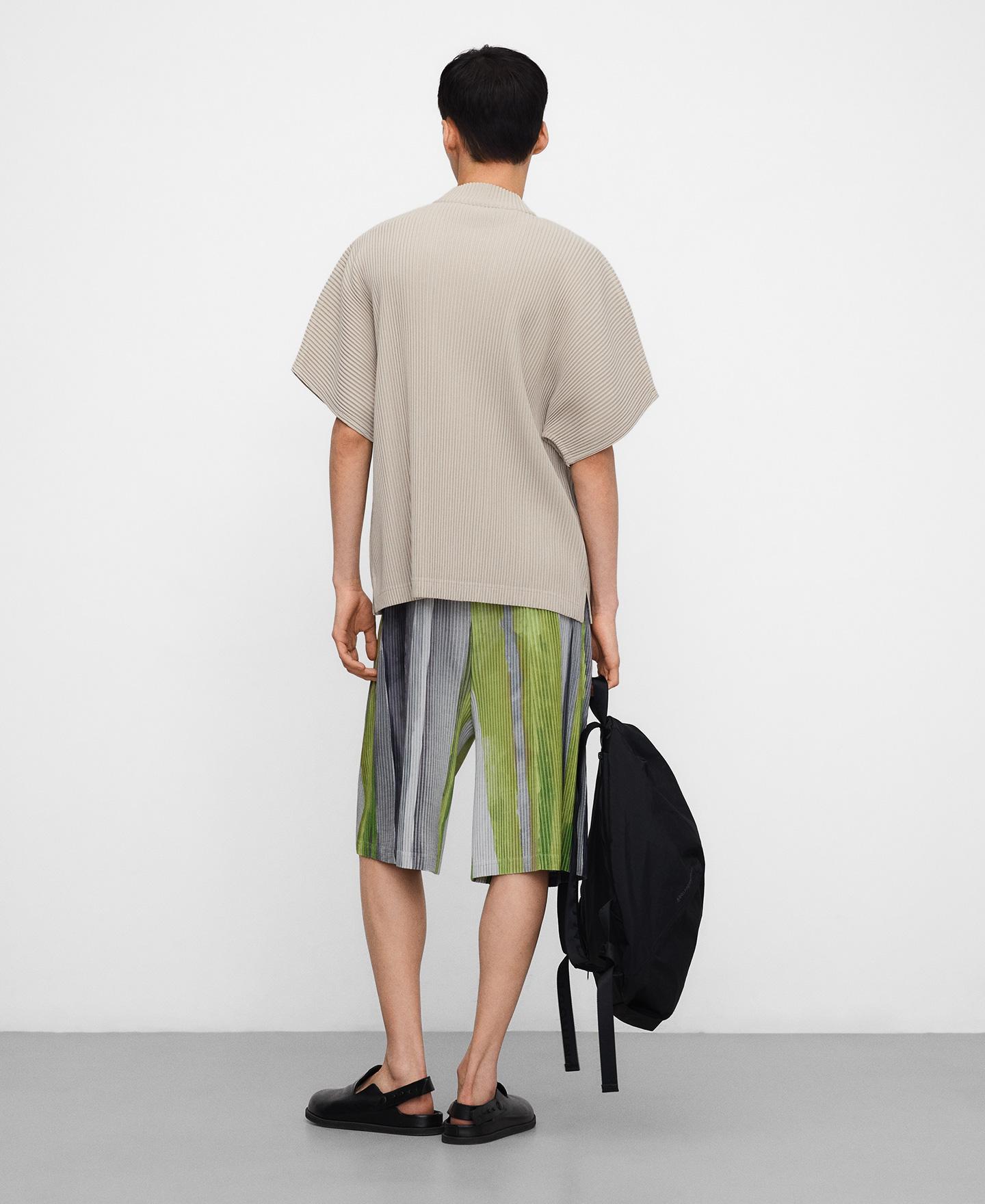 Bermudas Compridas em Crinkle Verde-3