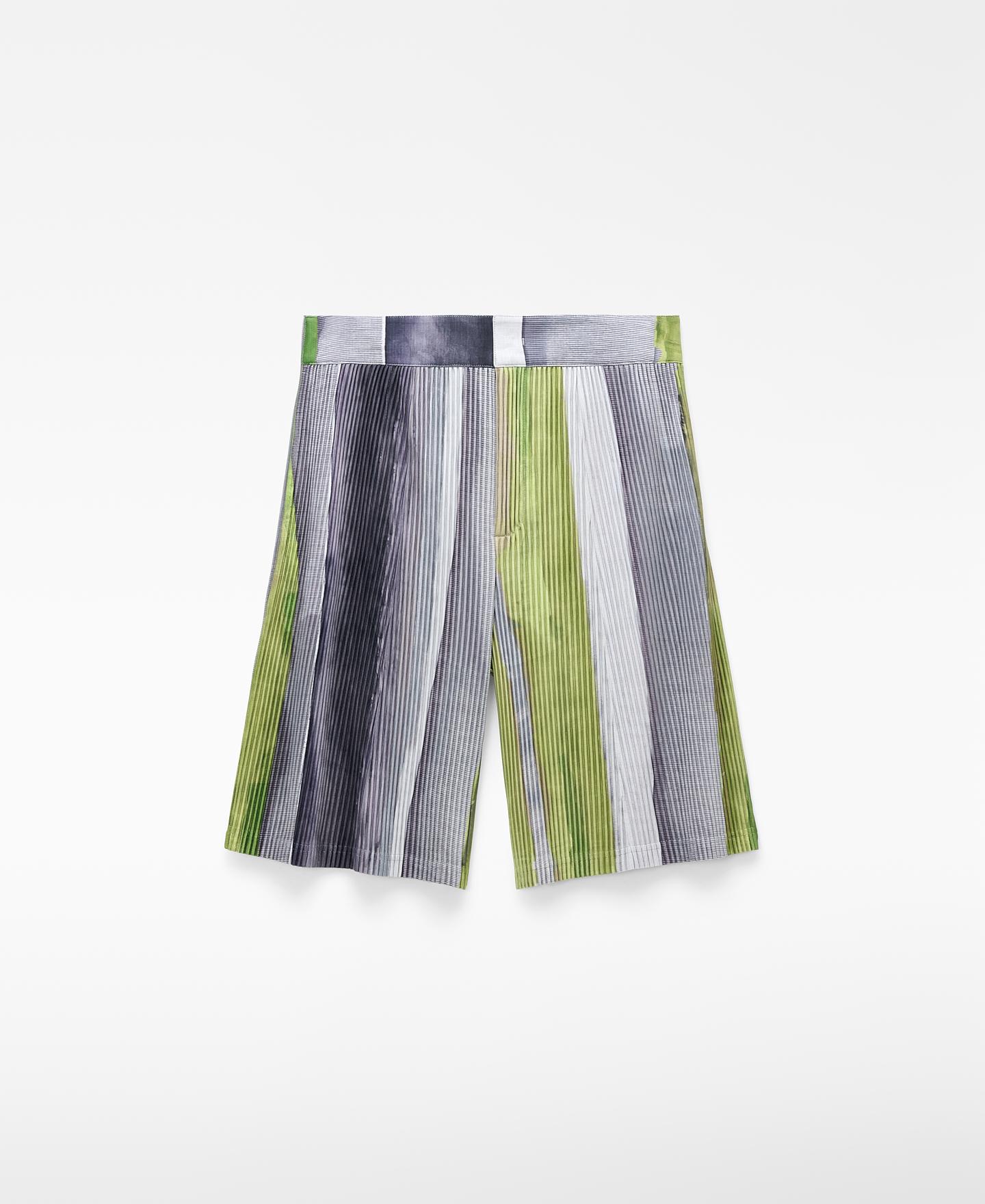 Bermudas Compridas em Crinkle Verde-5