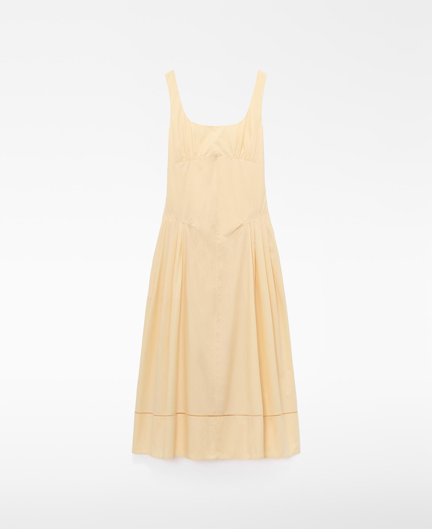 Imagem 0 de Vestido Midi com Corpo Ajustado