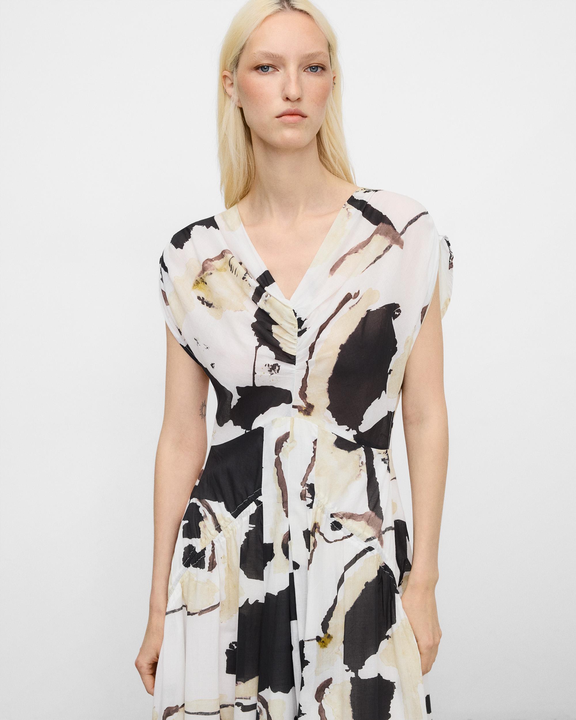 Imagem 0 de Vestido Midi Franzido de Algodão Estampado