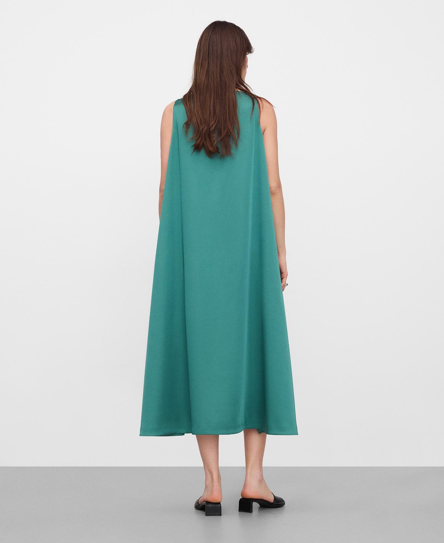 Vestido Midi Evasé com Capa nas Costas Esmeralda-3