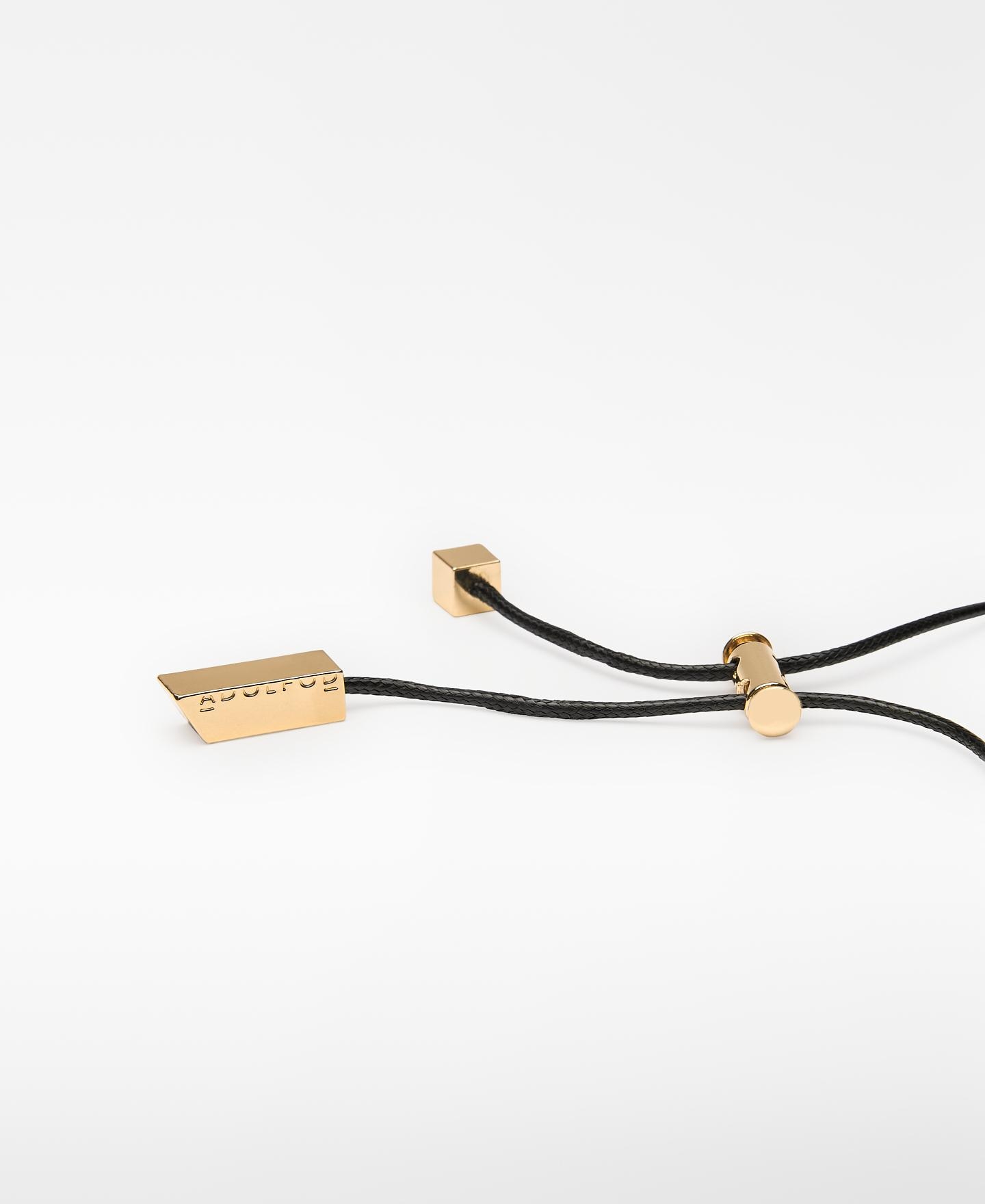 Colar com Peça Metálica de Forma Orgânica Dourado-3
