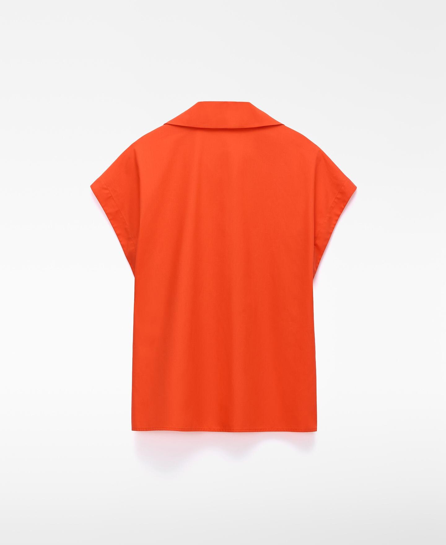 Camisa com Gola Tira Aberta Vermelho-6