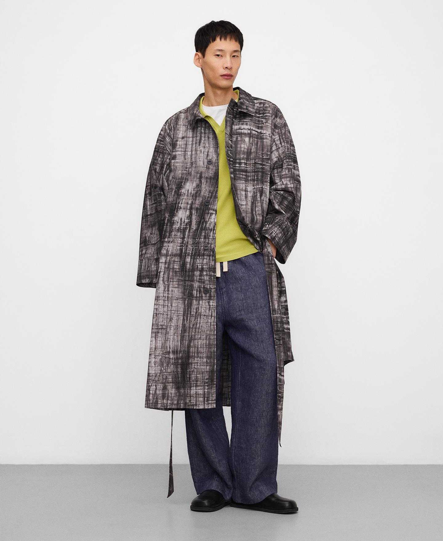 Gabardina Oversize Estampada com Capa Cinzento-2