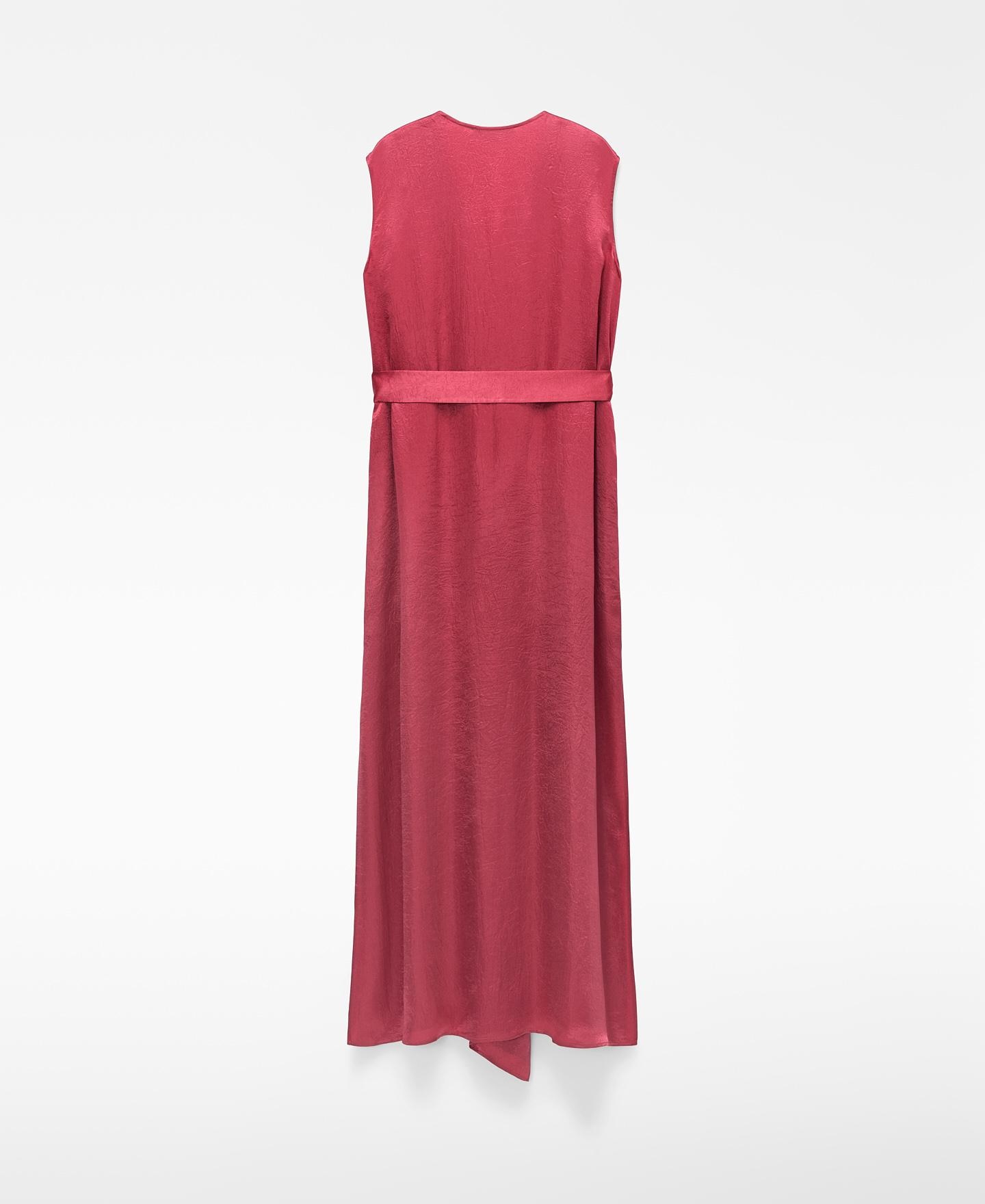 Vestido Comprido Acetinado com Tecido Franzido Morango-6