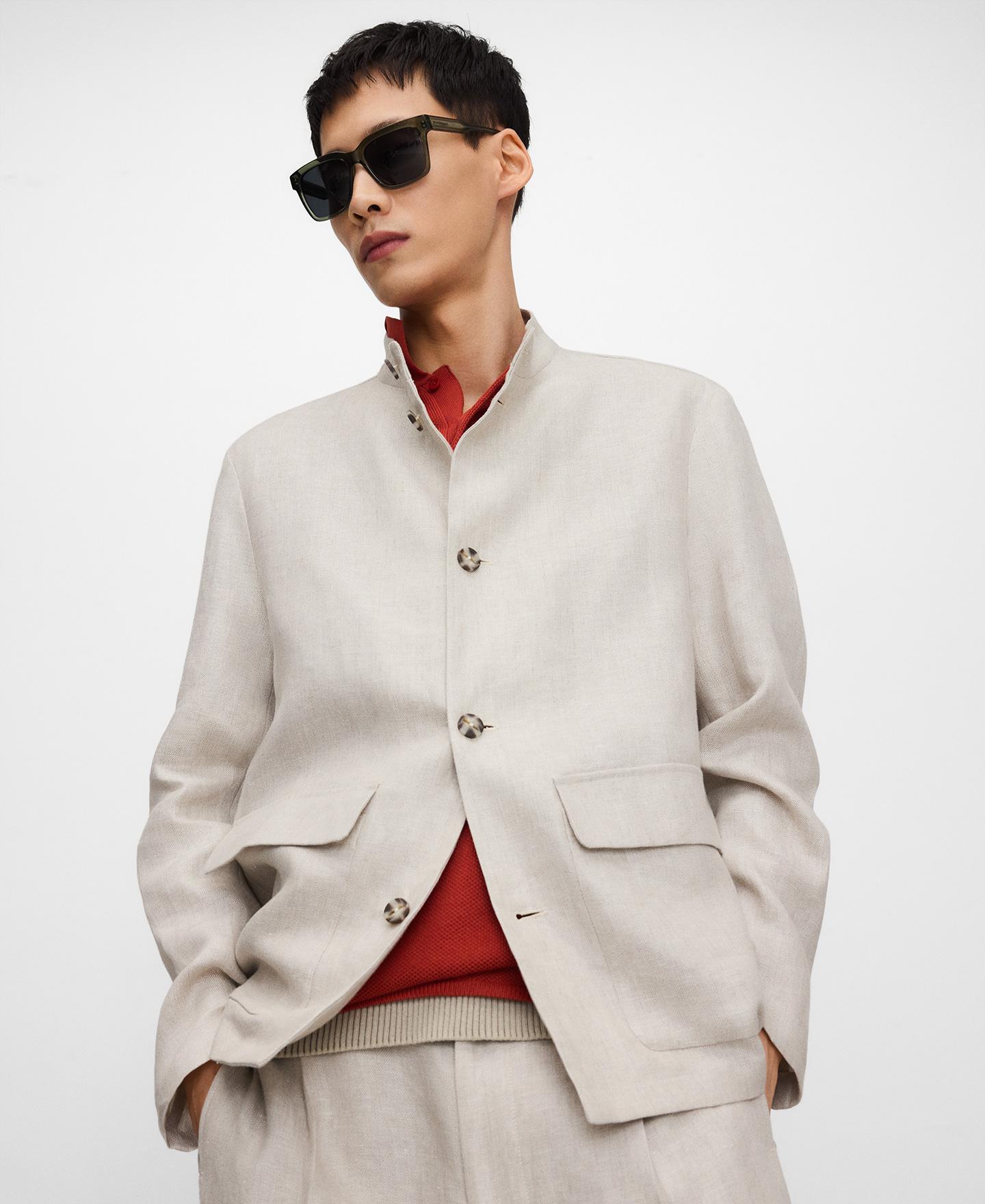 Imagem 0 de Blazer em Linho Europeu com Gola À Padre