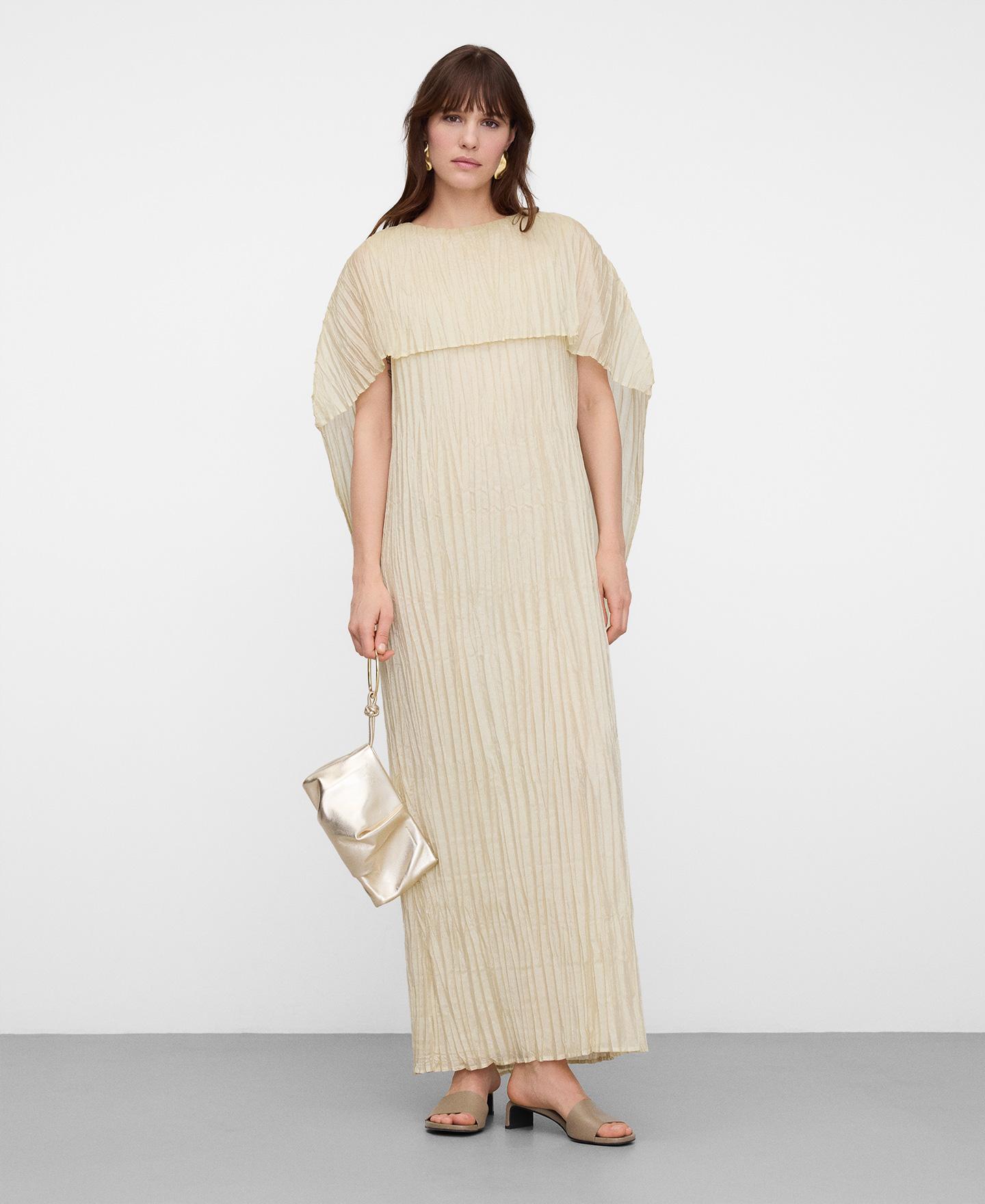Vestido Comprido Plissado com Capa Dourado-2