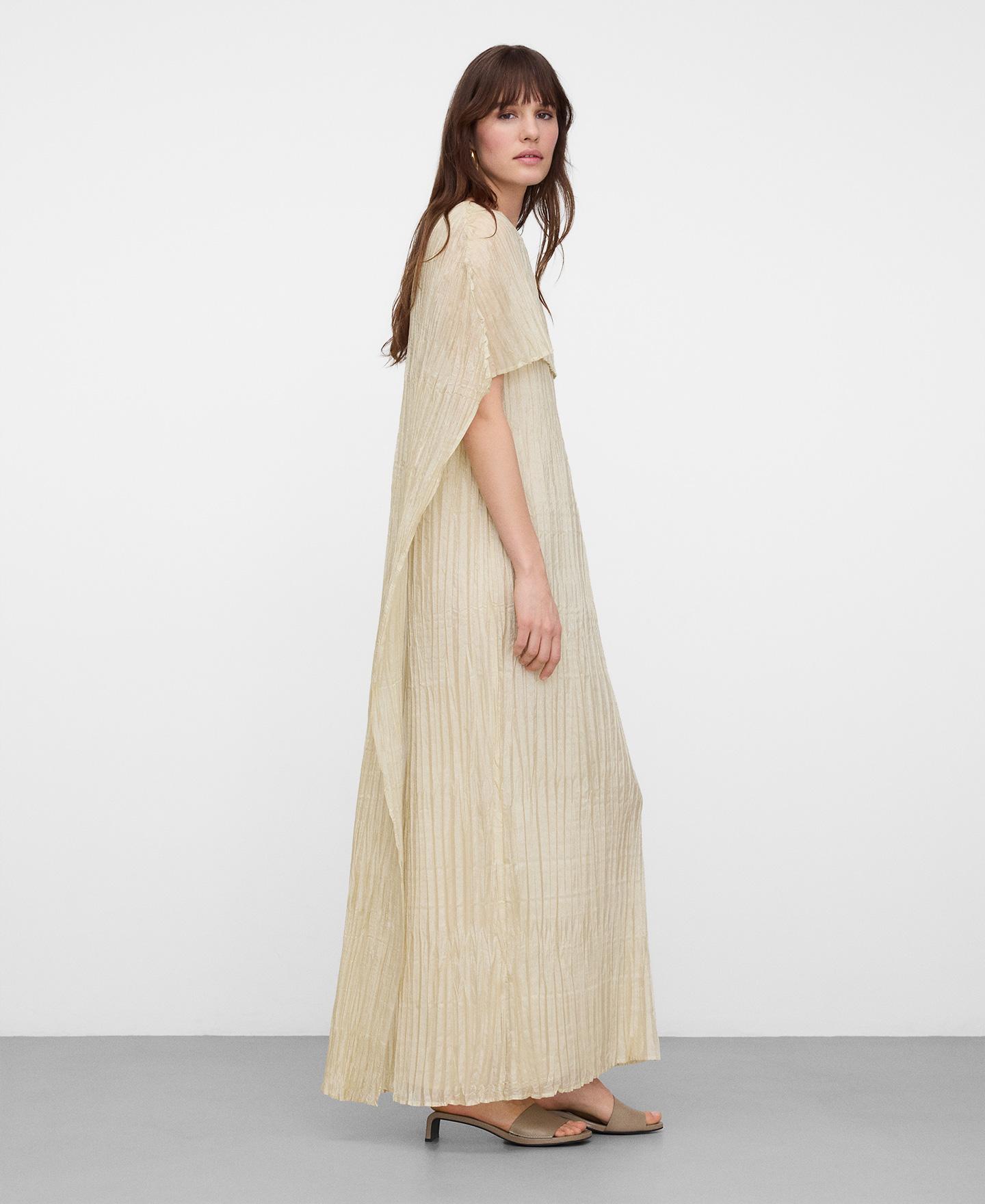 Vestido Comprido Plissado com Capa Dourado-6