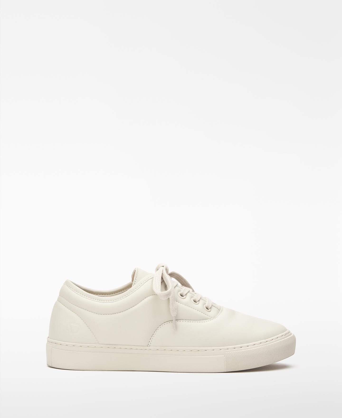 Imagem 0 de Sapatilhas Brancas Acolchoadas de Pele