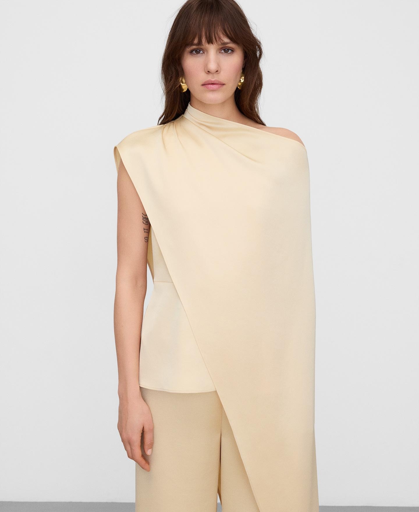 Top Peplum com Capa Assimétrica Superposta Creme-1