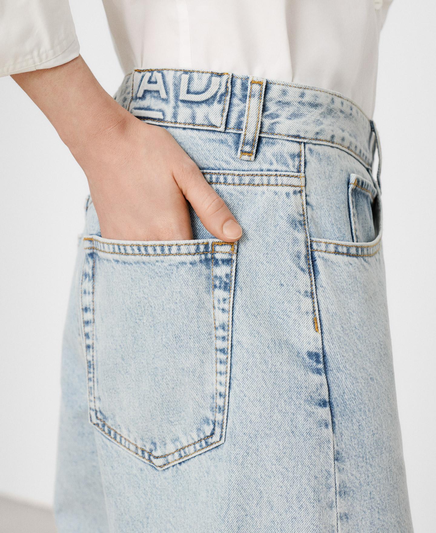 Calças Largas Barrel Fit em Denim Azul-claro-4