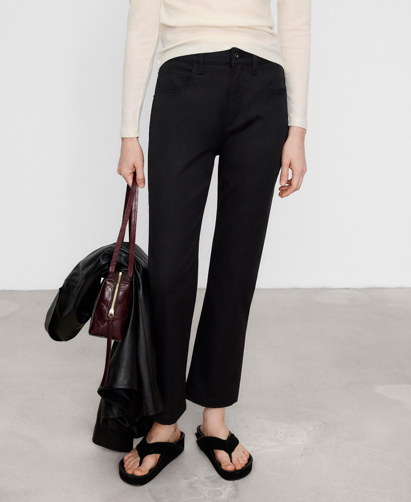 Imagem 0 de Jeans com Corte a Direito Denim Comfort com Cinco Bolsos