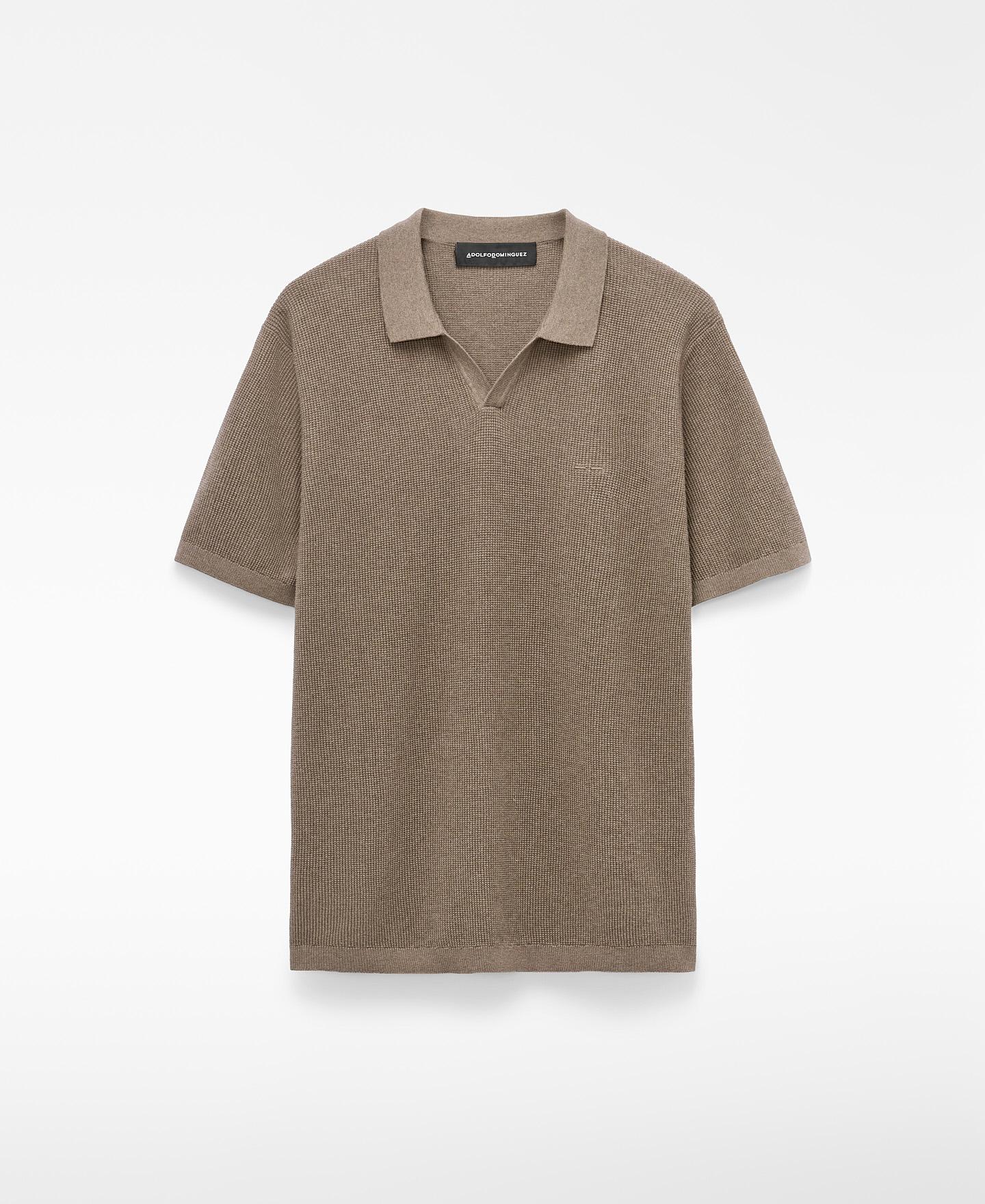 Polo de Manga Curta em Algodão com Regular Fit e Gola em V Castanho-claro-5