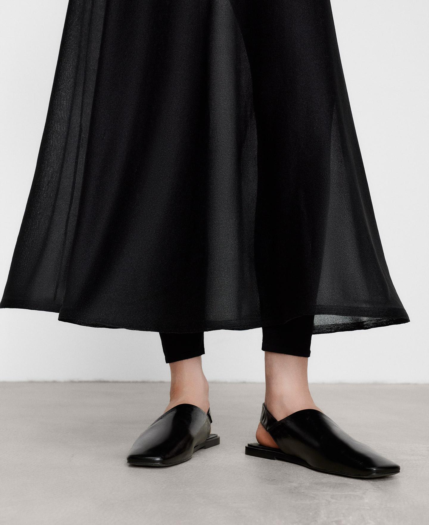 Saia Midi Evasé Semitransparente com Leggings Preto-4