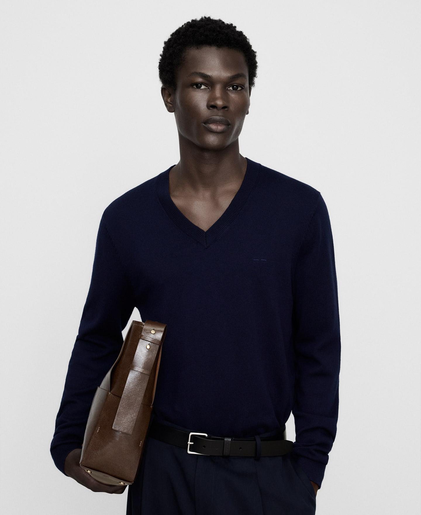Imagem 0 de Camisola Regular Fit com Gola em V em Lã e Algodão