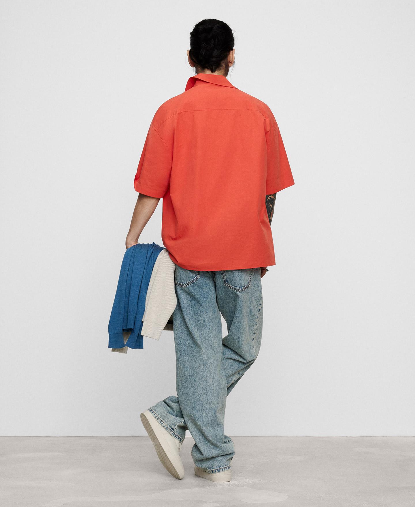 Camisa Oversize com Gola Bowling e Botões Frontais Vermelho-3