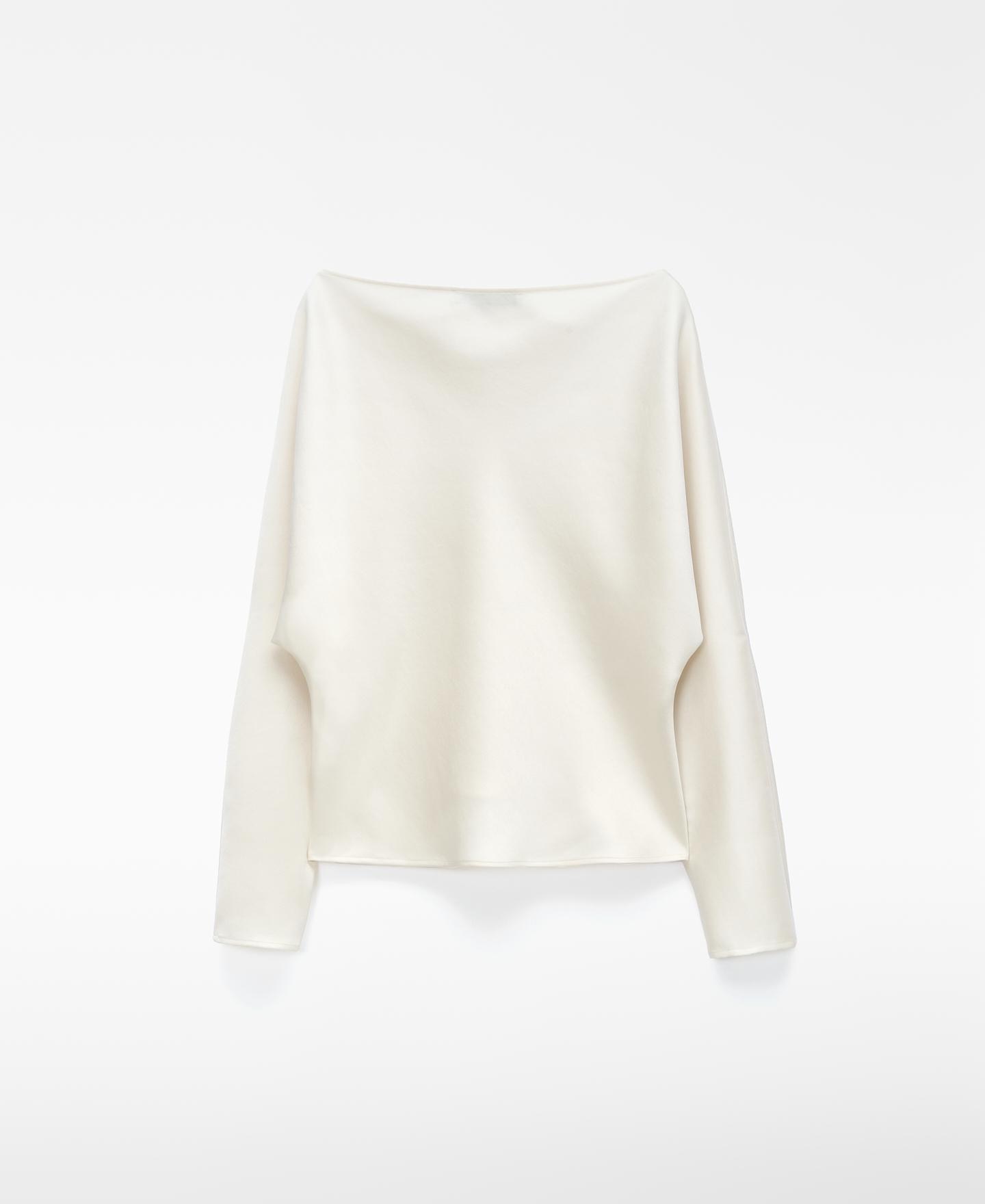 Blusa Acetinada com Decote À Barco Branco brilho-6