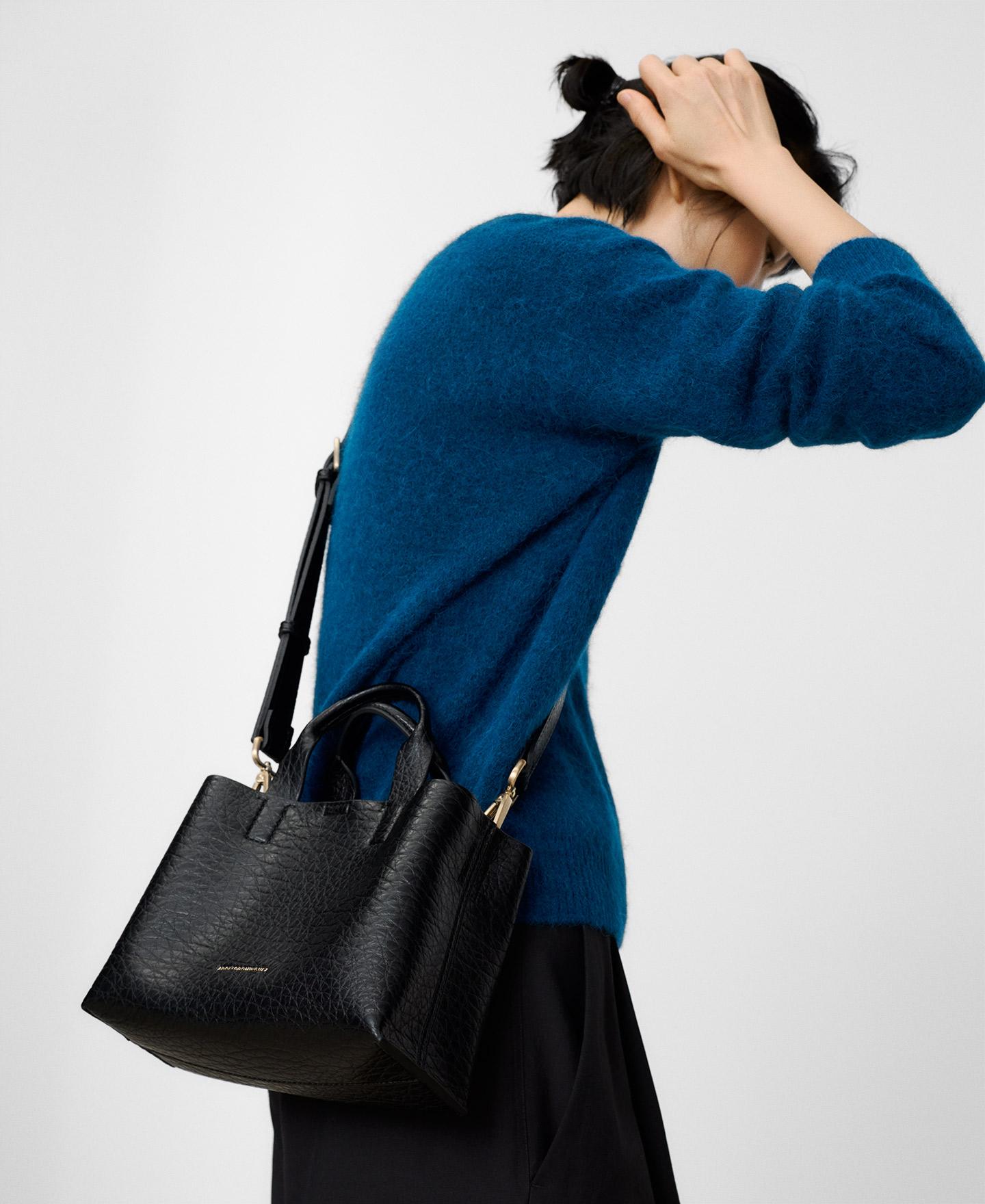 Mini Shopper Mica com Alça de Mão Preto-6