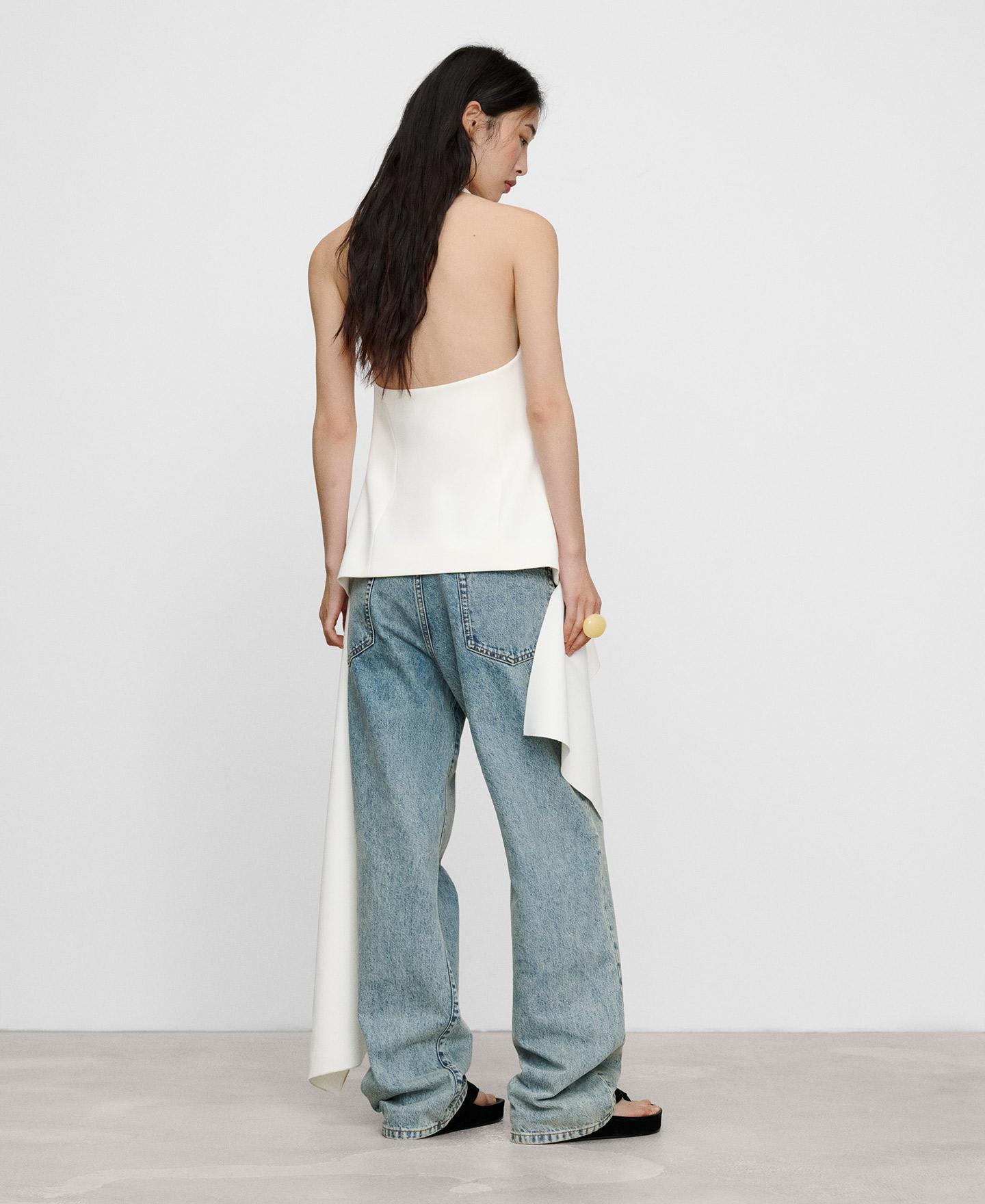 Top Assimétrico com Gola Halter Natural-3