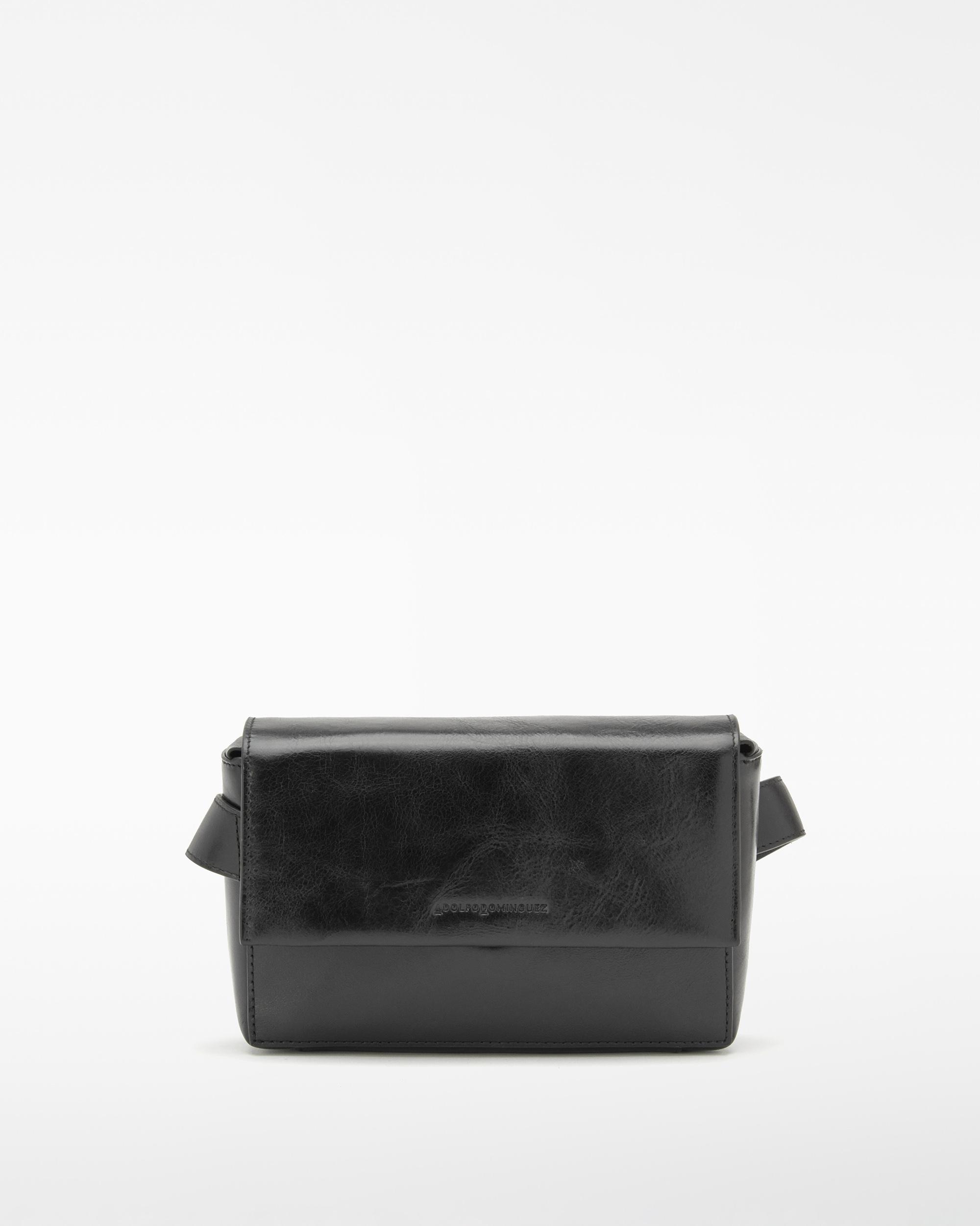 Imagem 0 de Bolsa de Cintura com Textura Craquelada de Pele