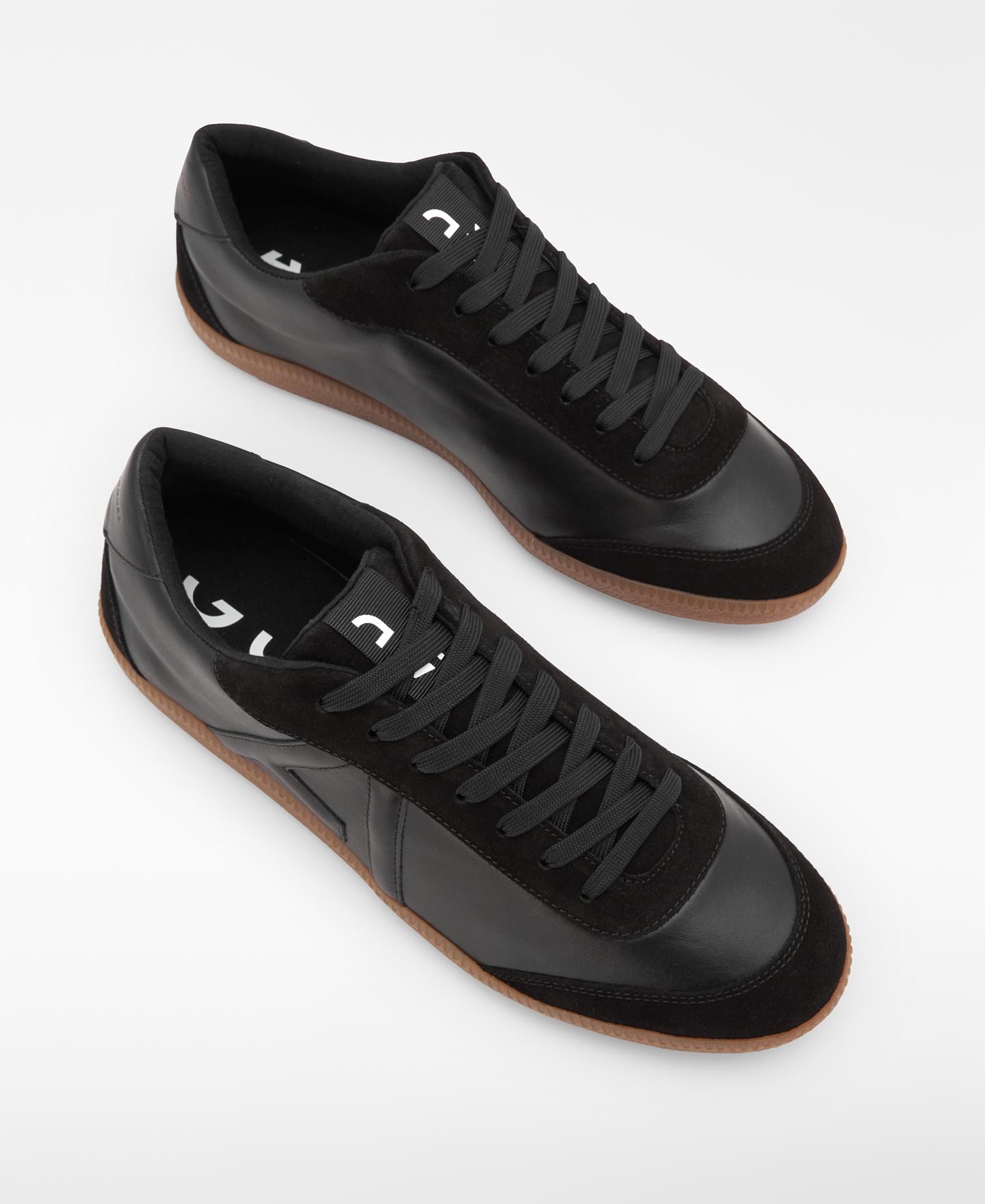 Sapatilhas Desportivas em Pele de Curtimento Responsável com Maxi Logo Preto-2