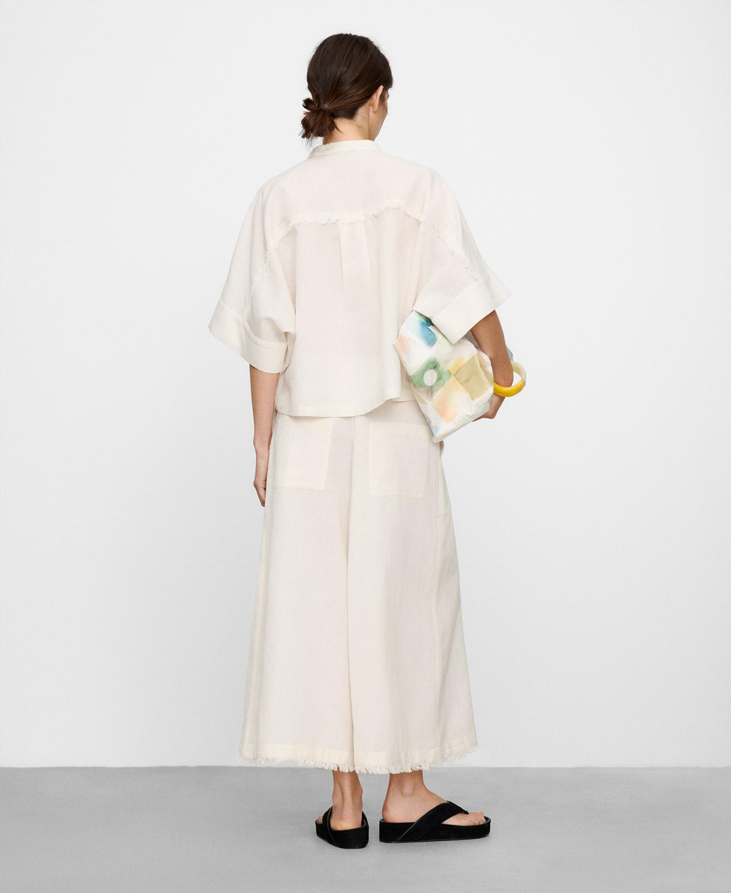 Camisa com Corte Oversize Desfiada Cru-3