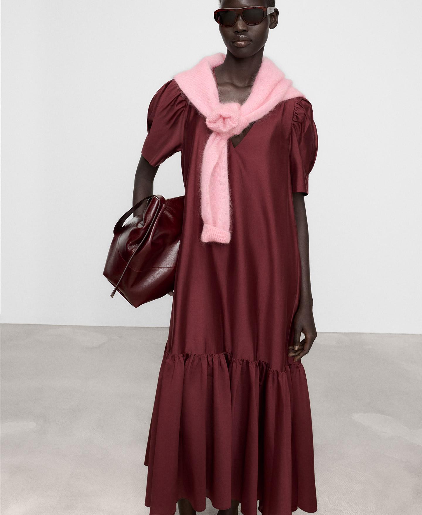 Imagem 0 de Vestido Comprido com Manga Abalonada e Bainha com Folho
