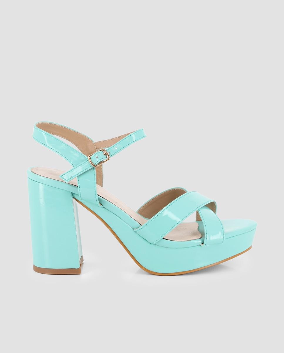 Imagem 0 de Sandálias de Salto com Tiras Cruzadas em Azul