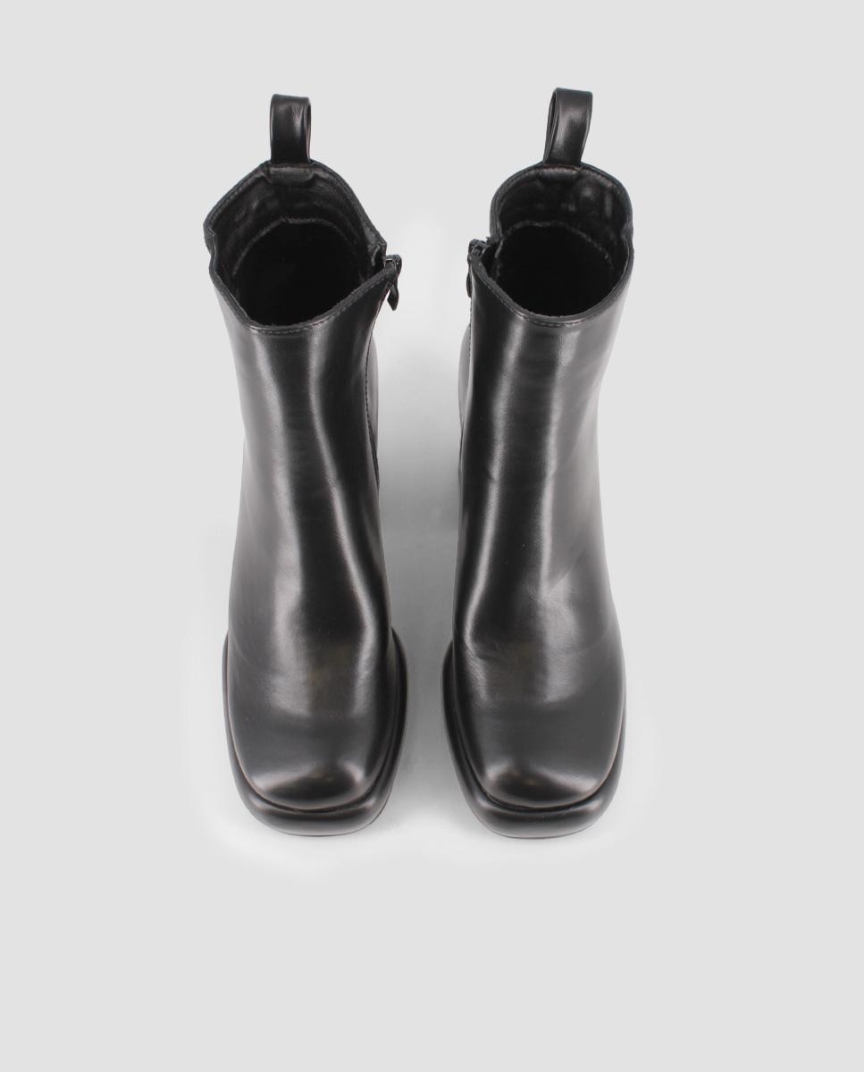 Botins com Cano Médio e Tacão de Bloco Preto-5