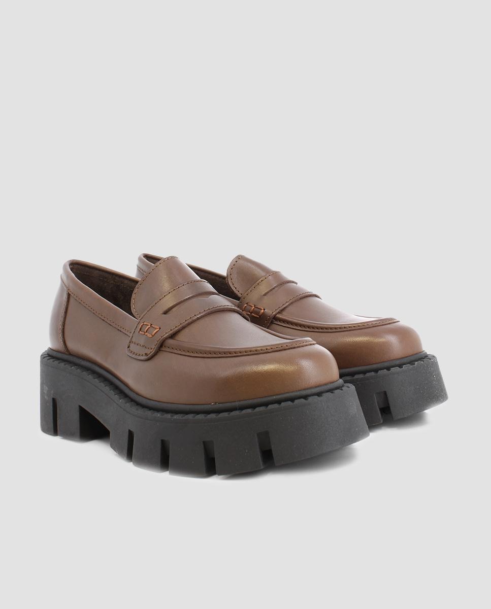 Mocassins de Pele com Sola Track Castanho-2