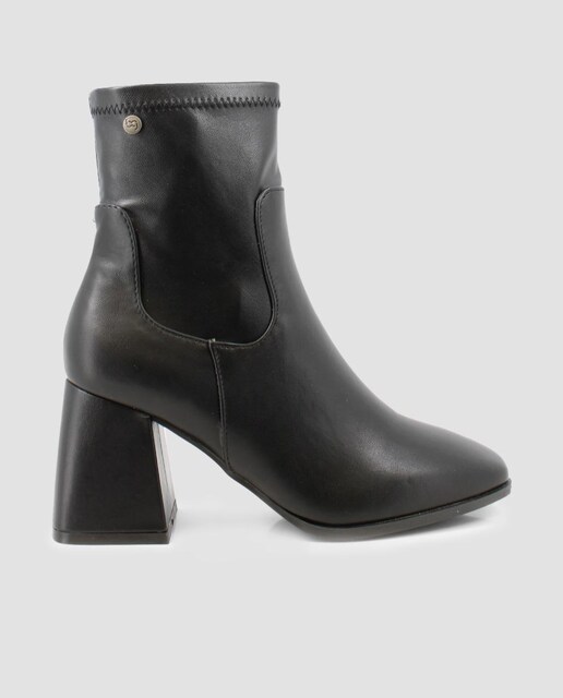 Imagem 0 de Botins de Cano Baixo com Biqueira Redonda