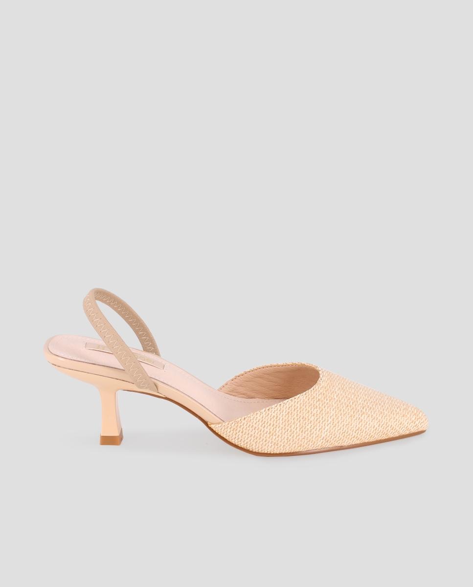 Imagem 0 de Sapatos de Salto com o Calcanhar Aberto e Biqueira Afiada