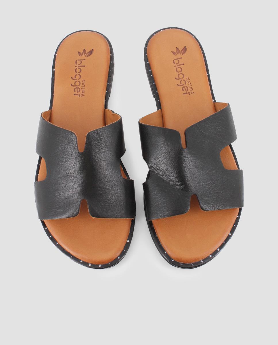 Sandálias de Pala em Pele com Corte Assimétrico Preto-5