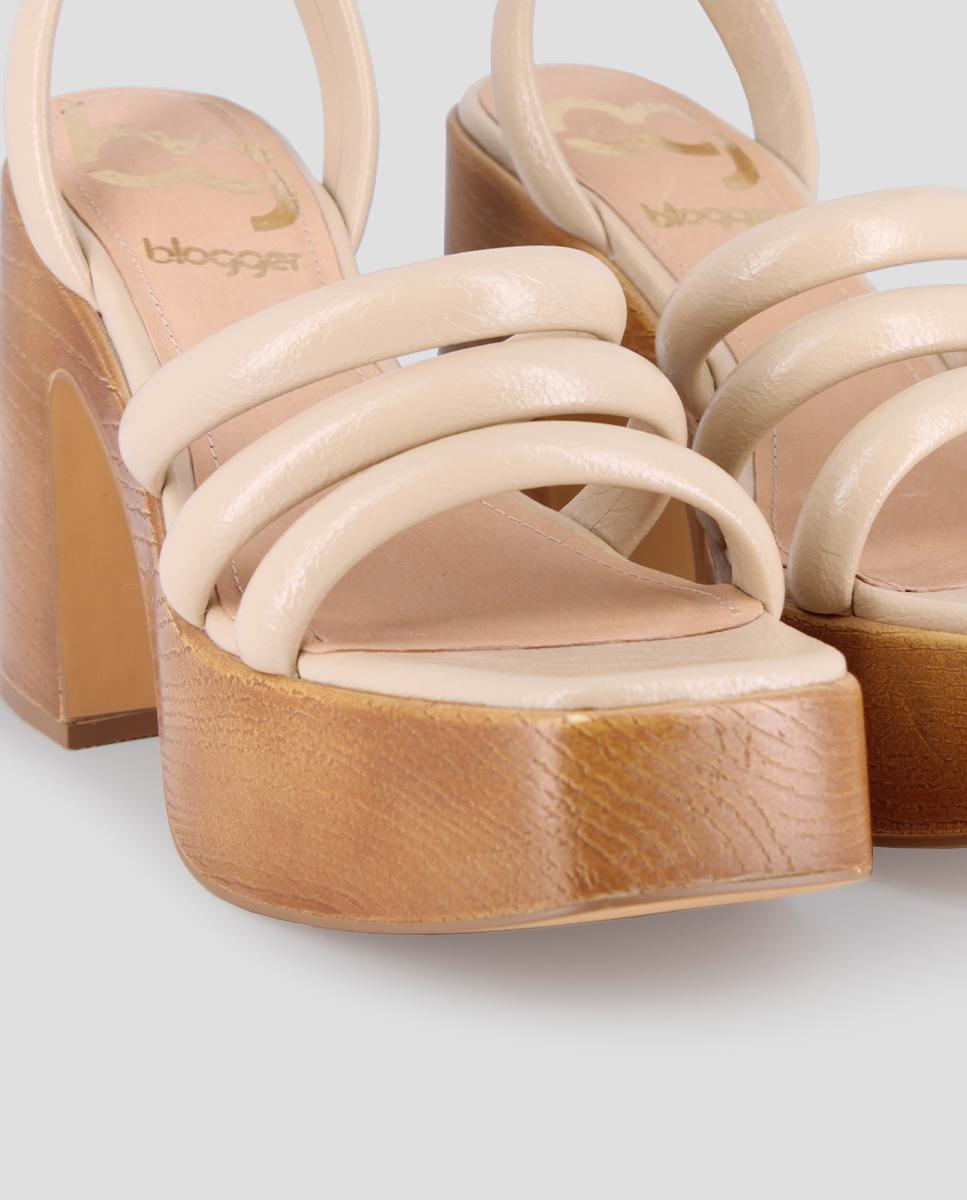 Sandálias de Salto com 3 Tiras e Fecho de Fivela Bege-4