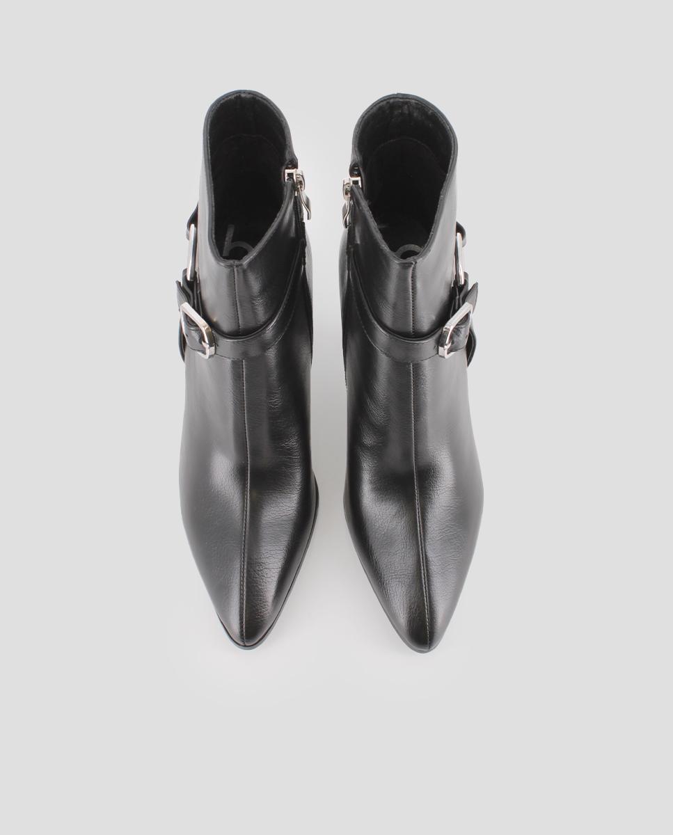 Botins com Efeito Marmoreado e Detalhe Metálico Preto-5