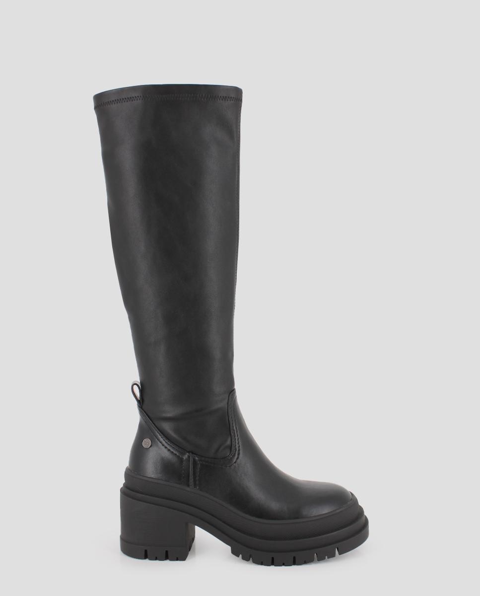 Imagem 0 de Botas com Cano Alto em Preto