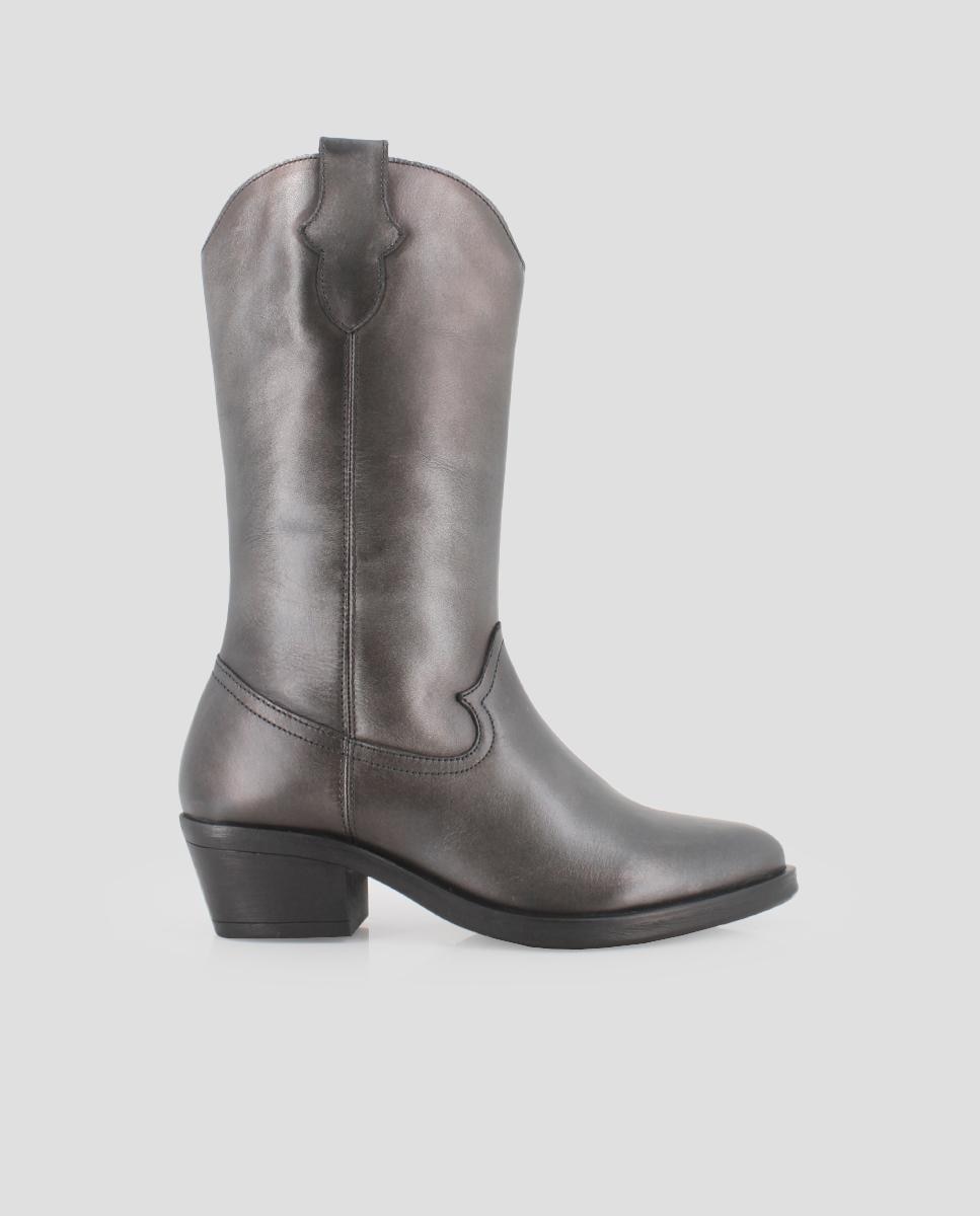 Imagem 0 de Botas Estilo Campero de Pele