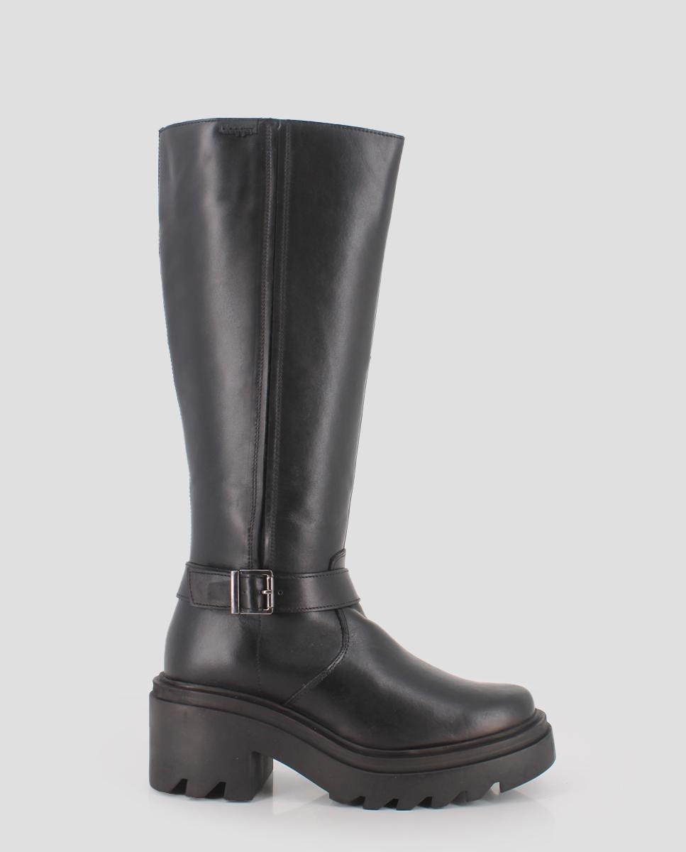 Botas de Pele com Detalhe de Fivela Preto-1