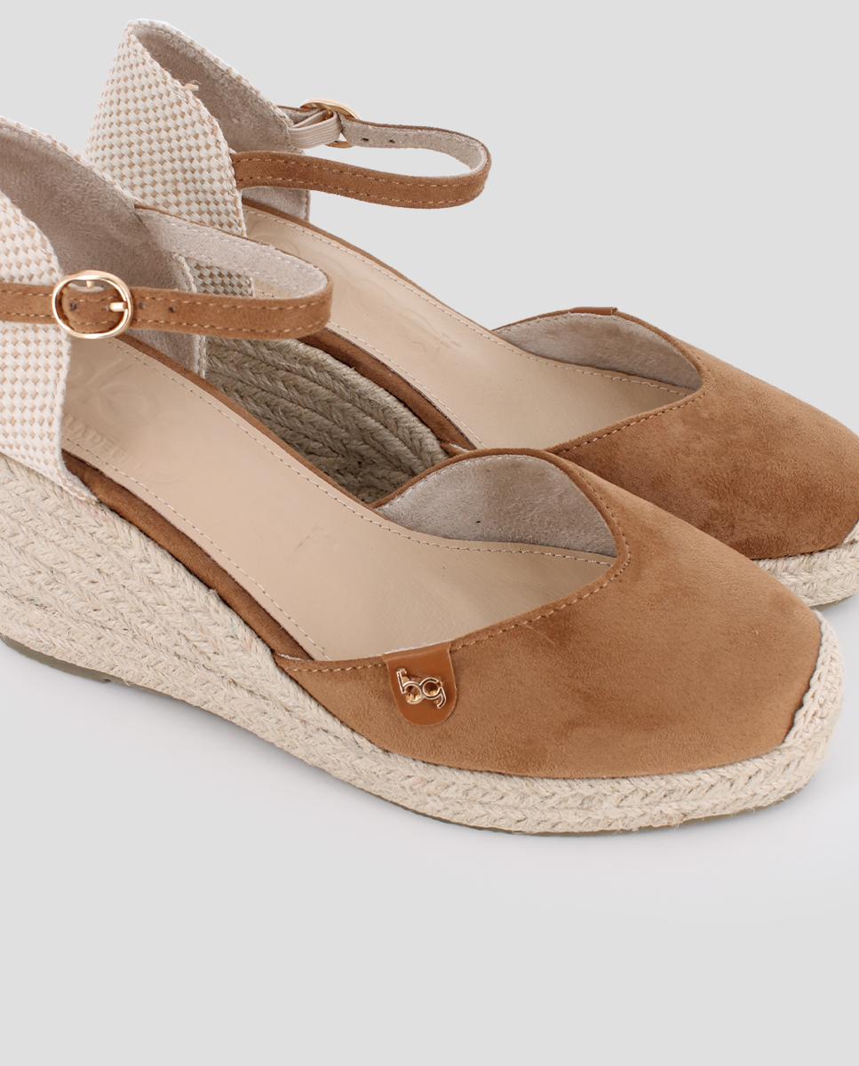 Alpercatas de Cunha com Fecho de Fivela e Biqueira Redonda Camel-4