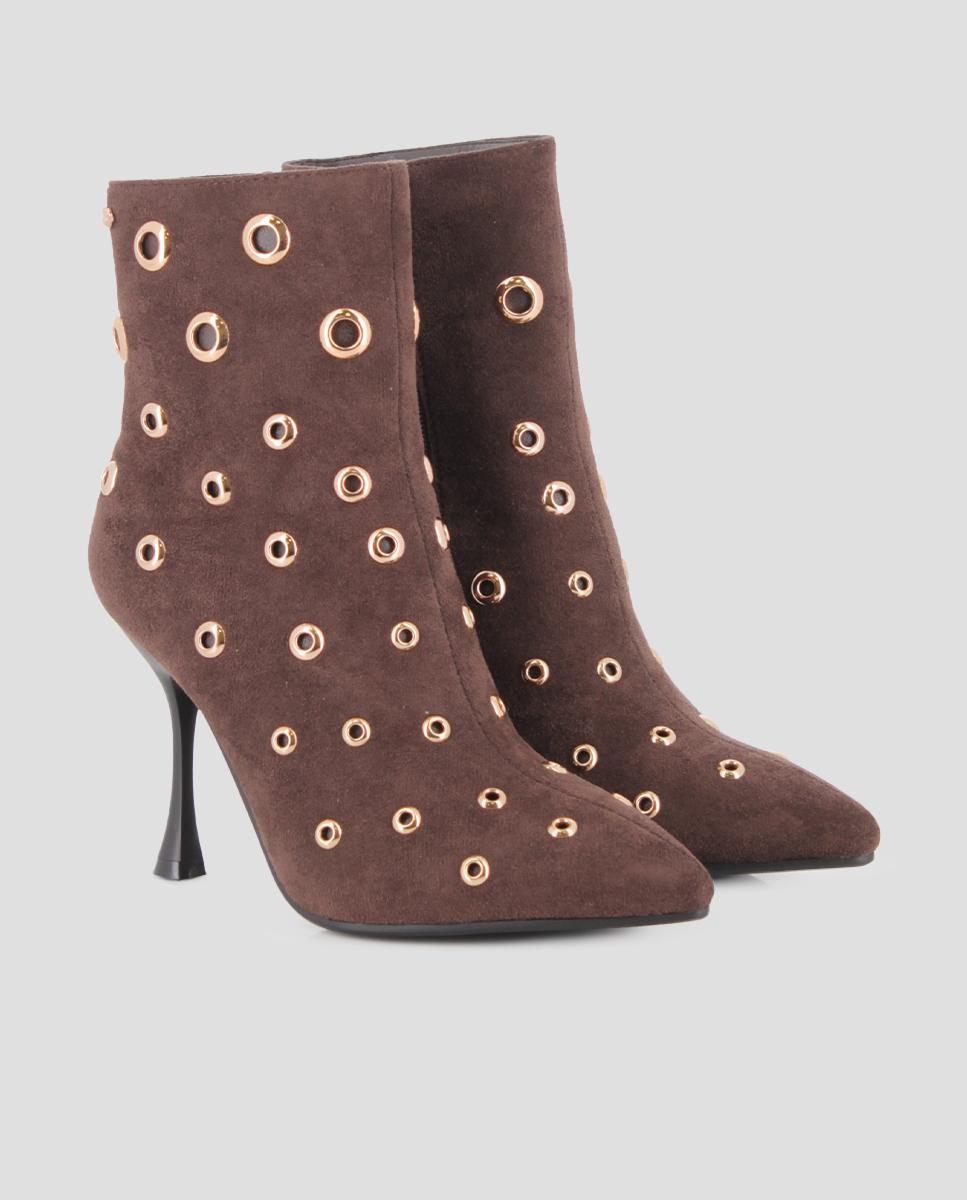 Botins Básicos com Salto Agulha e Detalhes de Ilhós Metálicos Castanho-2