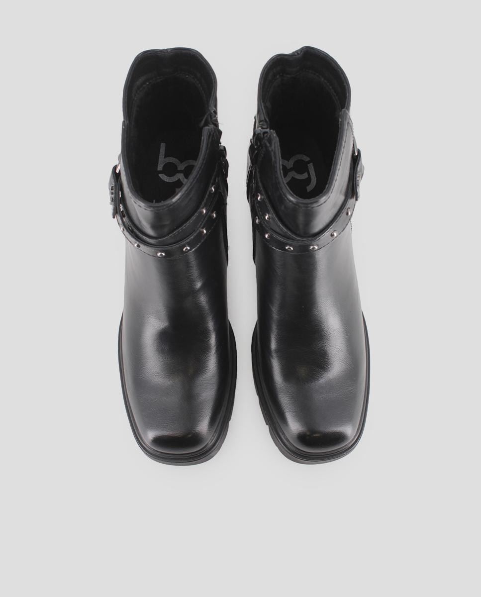 Botins com Sola Track de Salto Alto e Largo e com Detalhe de Peça Metálica Preto-5