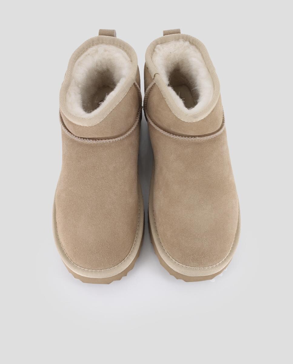 Botins Estilo Australiano de Sola Rasa em Pele Bege-5