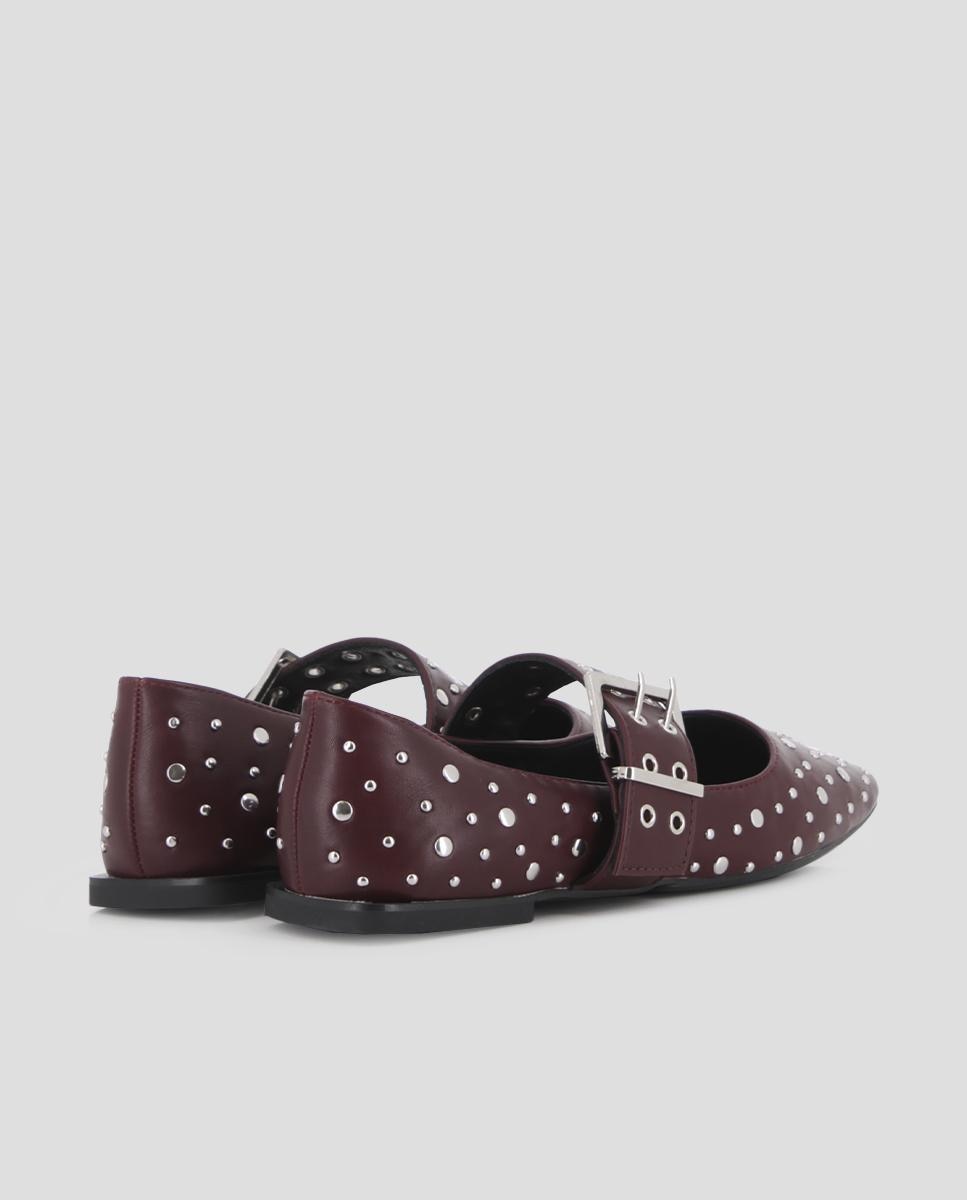 Sabrinas com Tira na Parte Superior e Detalhes em Tachas Bordeaux-3